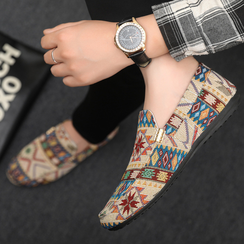 Tavaszi és nyári sapkás cipők férfiaknak, koreai stílusú cipők, férfi hétköznapi cipők, bebújós papucsok, férfi lusta cipők, régi pekingi szövetcipők