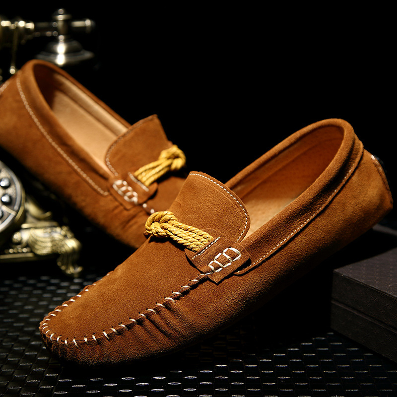 Határokon átnyúló Amazon robbanások tavaszi és nyári új, kézzel készített bőr varrású férfi alkalmi vezetési bebújós borsócipő