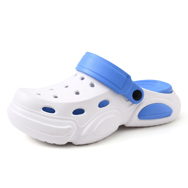 Új stílusú lyukas cipő férfi nyári külső ruházat csúszásmentes kopásálló baotou vastag aljú fokozott szaggátló lélegző strandpapucs