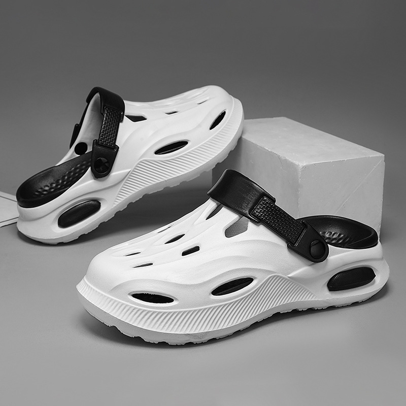 2025 Nyári Új Stílusú Lyukú Cipők Férfi Külső Ruházat Alkalmi Vastag Talpú Szar Feeling Baotou Szandálok és Papucsok Lélegző Kétszínű Papucsok