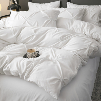 Vienspalvis, susuktas, trijų dalių, namų stiliaus patalynės komplektas viengulei arba dvigulei lovai, keturių dalių, šlifuotas, rankų darbo, su paulovnijos gėlių raštu, japoniško stiliaus, miegui nuogam.