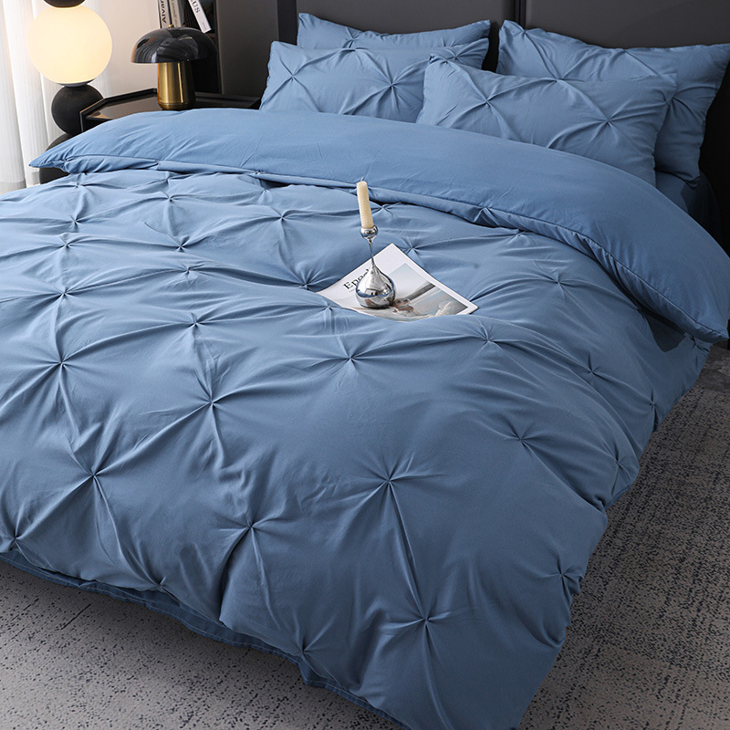 Vienspalvis, susuktas, trijų dalių, namų stiliaus patalynės komplektas viengulei arba dvigulei lovai, keturių dalių, šlifuotas, rankų darbo, su paulovnijos gėlių raštu, japoniško stiliaus, miegui nuogam.