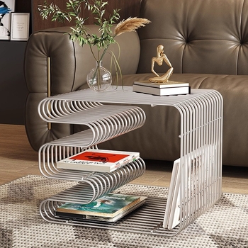 Sepistatud rauast väikese kohvilaua, loomingulise ajalehe- ja ajakirjariiuli, raamaturiiuli, öökapi, elutoa diivanilaua samal päeval kohaletoimetamine