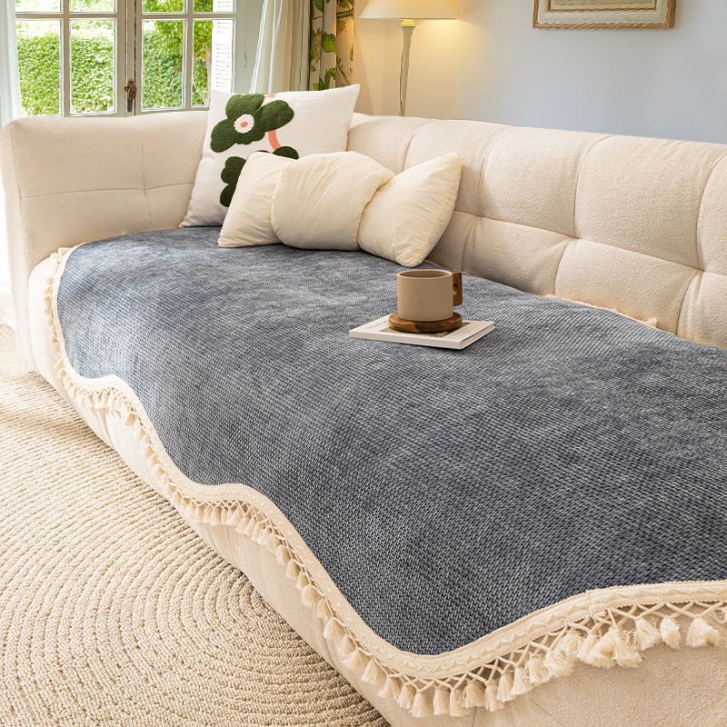 Bojtos szélű kanapépárna, minden évszakra, univerzális, 2025-ös, új, francia krémszínű, fix, csúszásgátló huzattal