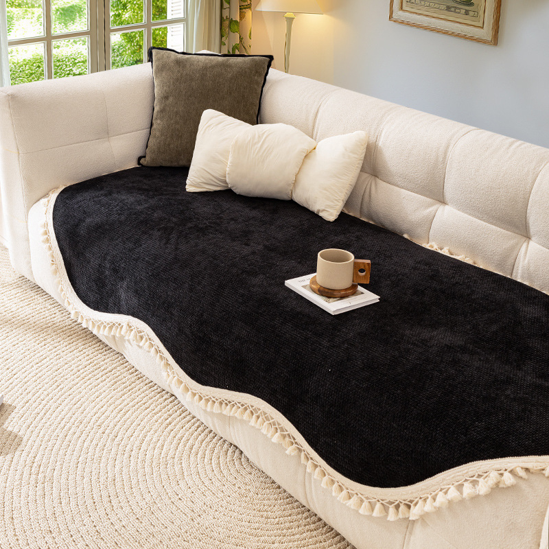 Bojtos szélű kanapépárna, minden évszakra, univerzális, 2025-ös, új, francia krémszínű, fix, csúszásgátló huzattal