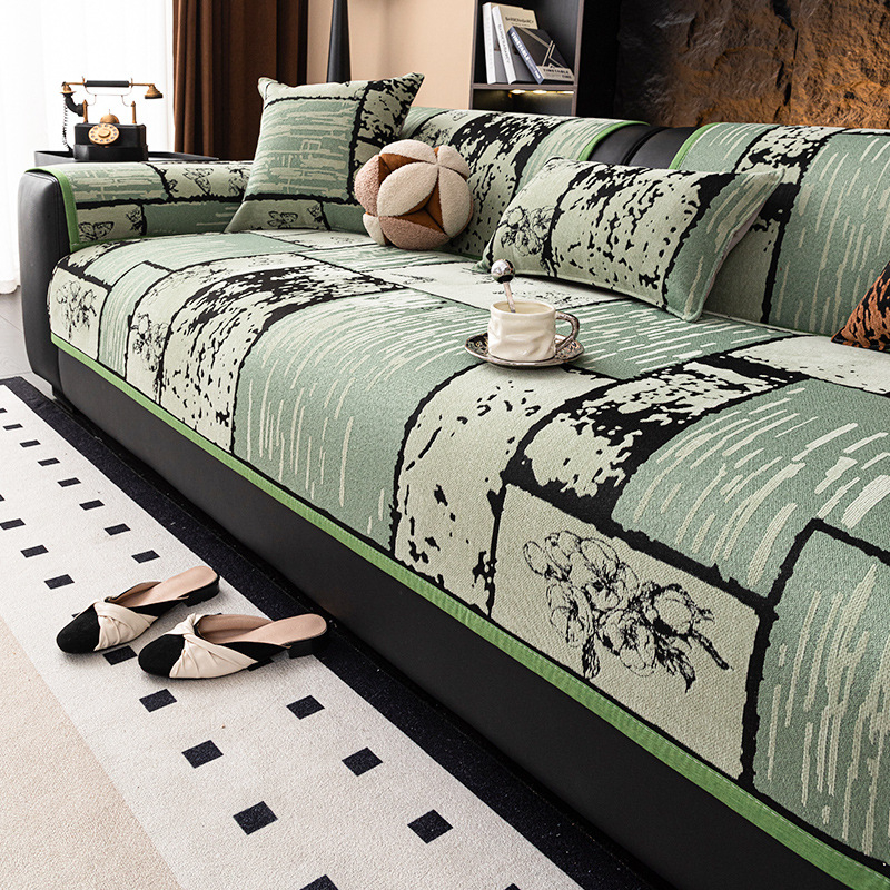 Francia stílusú, könnyű, luxus őszi és téli zsenília kanapépárna, csúszásmentes, szennyeződés-álló, macskakarcolásálló, magas szintű kanapétakaró, gyapjúbéléssel