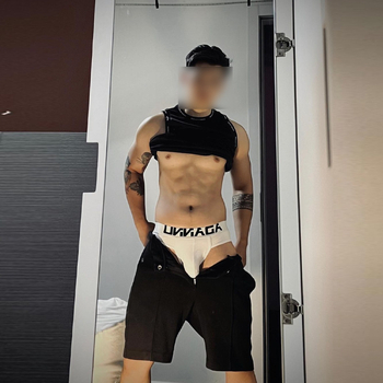 ADANNU seksualios vyriškos kelnaitės žemu juosmeniu, išgaubtos, didelės rankinės, medvilninės, sportiškos, madingos, paprasto stiliaus kelnaitės.