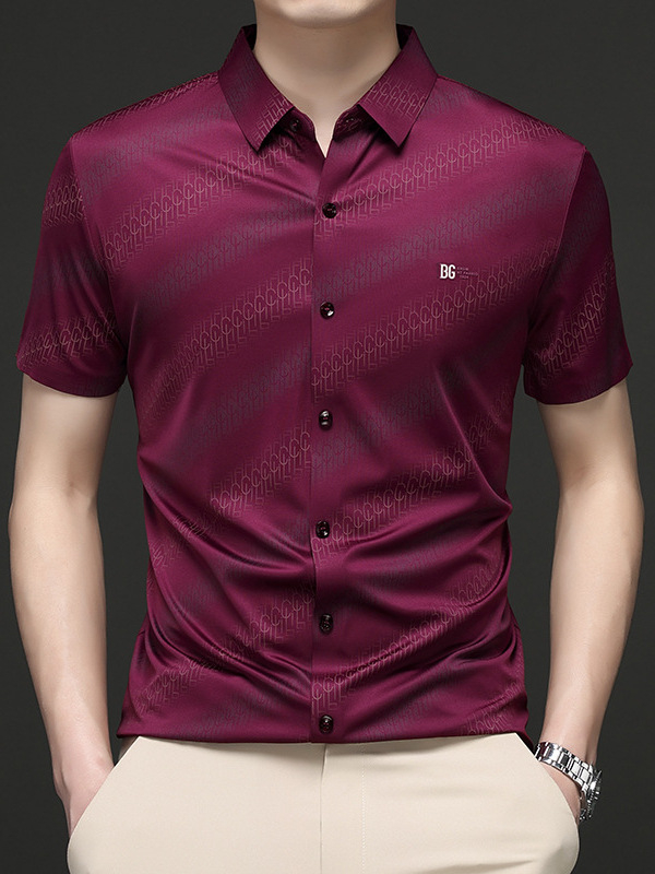 2025 Nyári Új, Luxus Férfi Jégselyem Rövid Ujjú Ing Üzleti Alkalmi Csíkos, Minden Mérkőzésre Alkalmas Középkorú Hajtókendős Ing