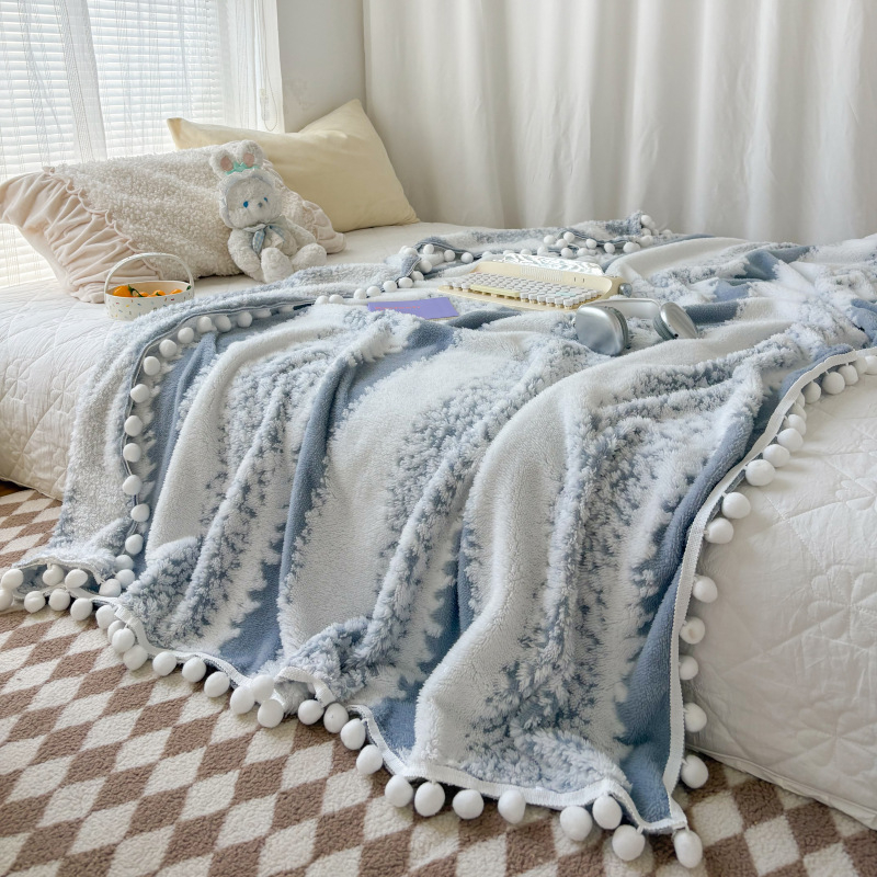 Maža, šviežia katijoninė žakardo antklodė, rutulinė antklodė, skalbinių antklodė, skalbimo mašina, sofos antklodė, rankšluosčių antklodė