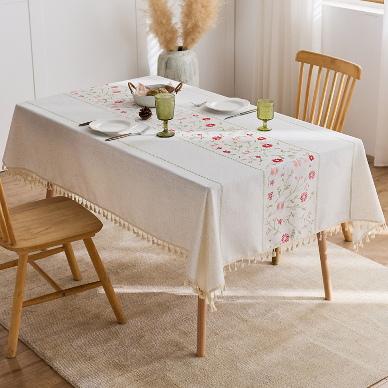 Tikitud puuvillane pidalitõugu laudlina prantsuse stiilis kangast söögilaudlina kunstiline värske tutiga kohvilaualina
