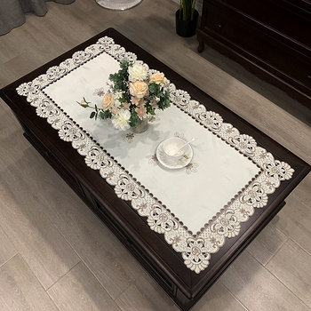 Μαξιλάρι τραπεζιού σαλονιού ευρωπαϊκού στιλ σαλονιού αντι-εγκαύματα τραπεζιού χειροποίητο κοίλο ύφασμα αμερικανικού φωτός πολυτελές τραπέζι φαγητού