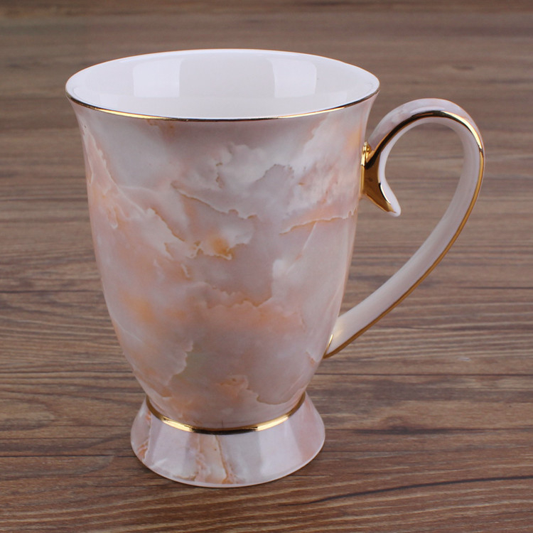 Leopardi kuldne luuportselanist veekruus, suur keraamiline kohvikruus, loominguline kruus, hulgimüük, prinditav logo