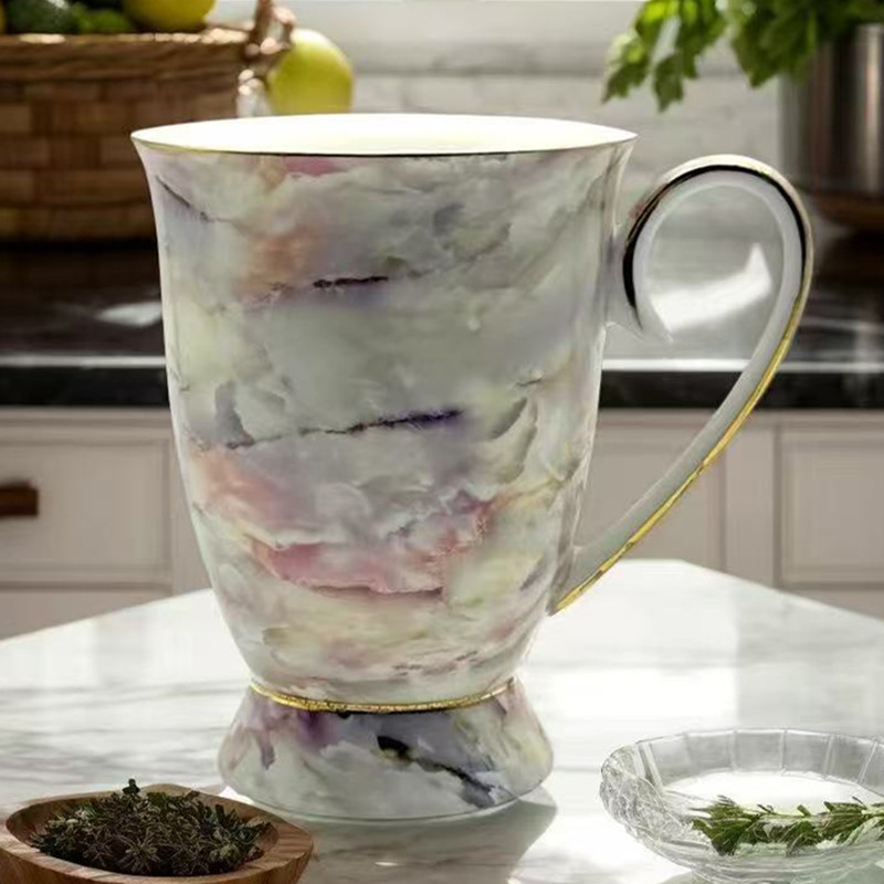 Leopardi kuldne luuportselanist veekruus, suur keraamiline kohvikruus, loominguline kruus, hulgimüük, prinditav logo