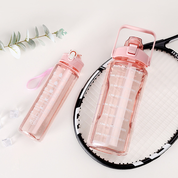 Dviejų dalių plastikinis vandens puodelis, didelės spalvos, erdvės puodelis, gradientas, didelės talpos vandens puodelis, didmeninė siurbimo puodelio statinės pilvo vanduo