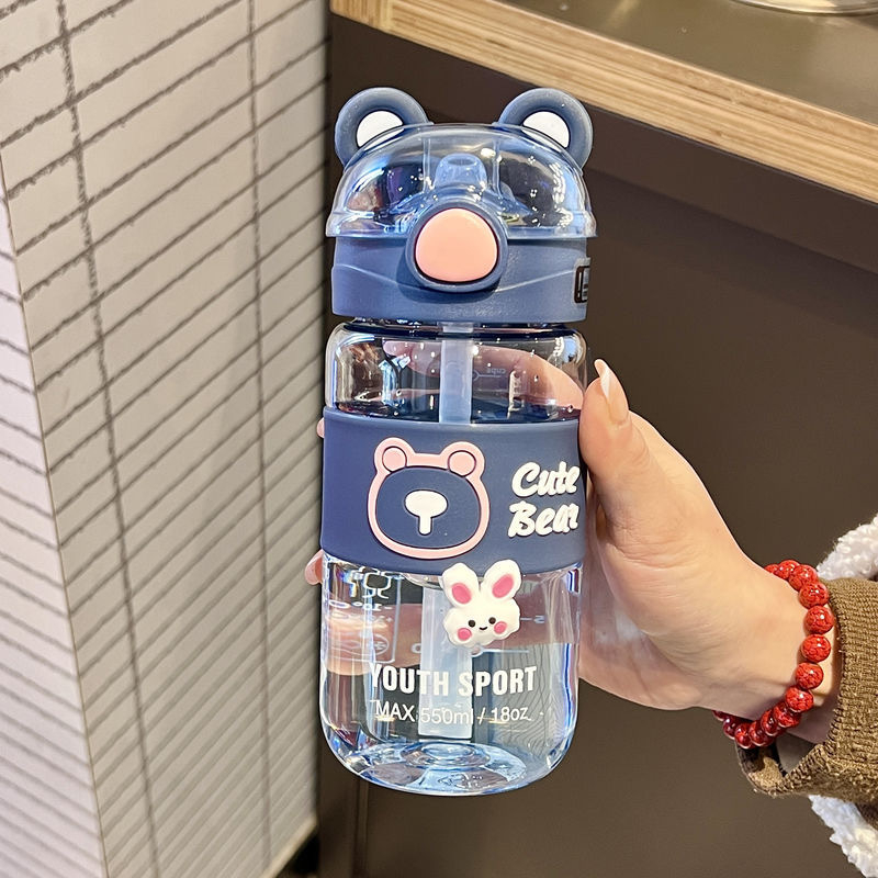 Uus koomiksiga veepudeli karukujuline tilgakindel põletusvastane imemistoruga tass algkooliõpilase veepudeli suvekruus