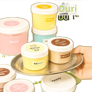 Pudingjogurtitops, käsitsi valmistatud kahekordse koorikuga piimakookosželee jäätisekoorik, ühekordselt kasutatav plastpudelipakendpurk