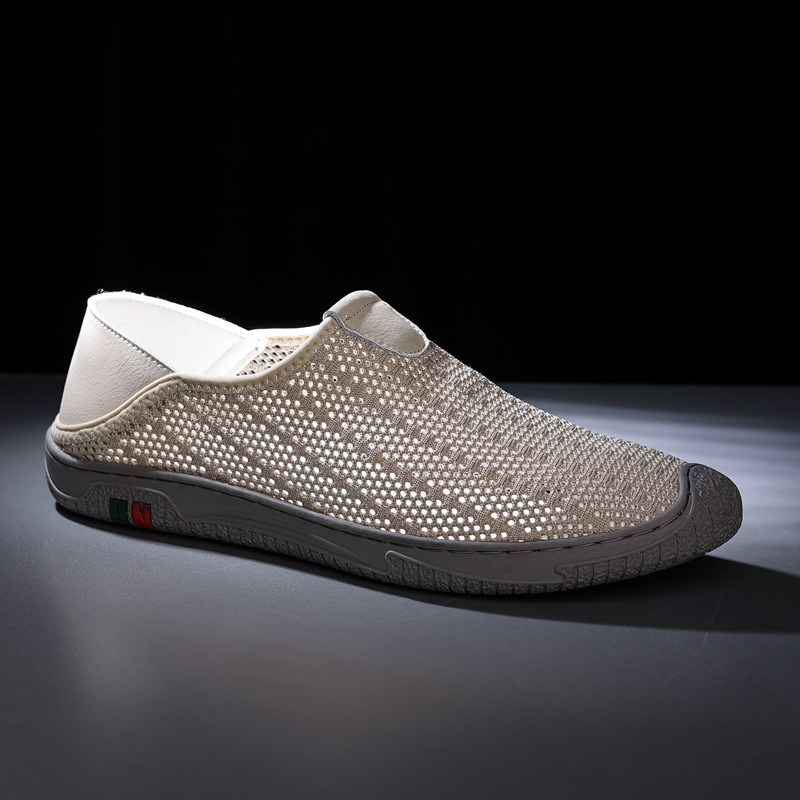 Új férfi cipők tavaszi és nyári alkalmi cipők bebújós hálós, lélegző hálós felületű, repülő szőtt, határokon átnyúló férfi futócipő