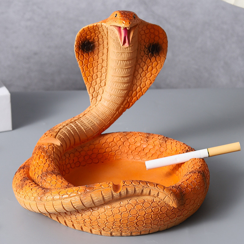 Didelė „Cobra“ peleninė, vertingas namams, svetainei, kavos staliukui, miegamajam, kūrybingam, stilingam, prieinamam, prabangiam dekoravimui.