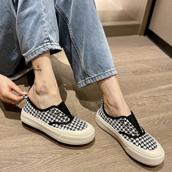 Γυναικεία Παπούτσια από Καμβά 2025 Νέα Άνοιξη Explosions Slip-on Lazy Παπούτσια με Χοντρή Σόλα Casual Γυναικεία Παπούτσια All-match Sneakers