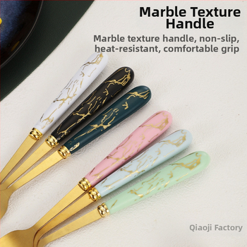 Prabangūs lengvi, prabangūs nerūdijančio plieno vakarietiški stalo įrankiai, 24 dalių, marmuro rašto, viešbučio restorano kepsnių peilių, šakučių ir šaukštų laikymo lentynų rinkinys