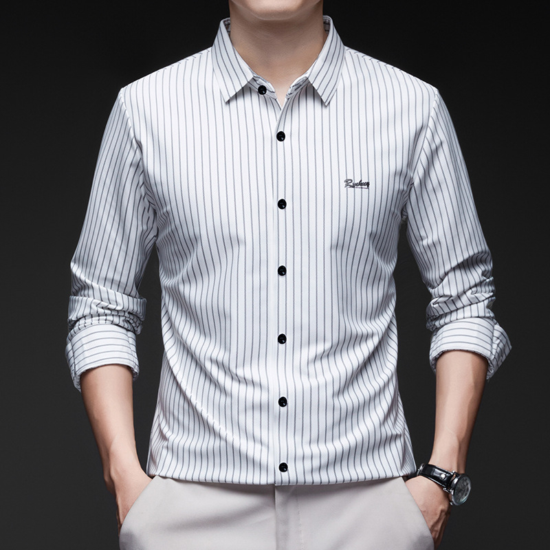 Tavaszi és őszi új, hosszú ujjú, varratmentes férfi ingek fiataloknak és középkorúaknak, divatos, lezser, függőleges csíkos férfi ingek