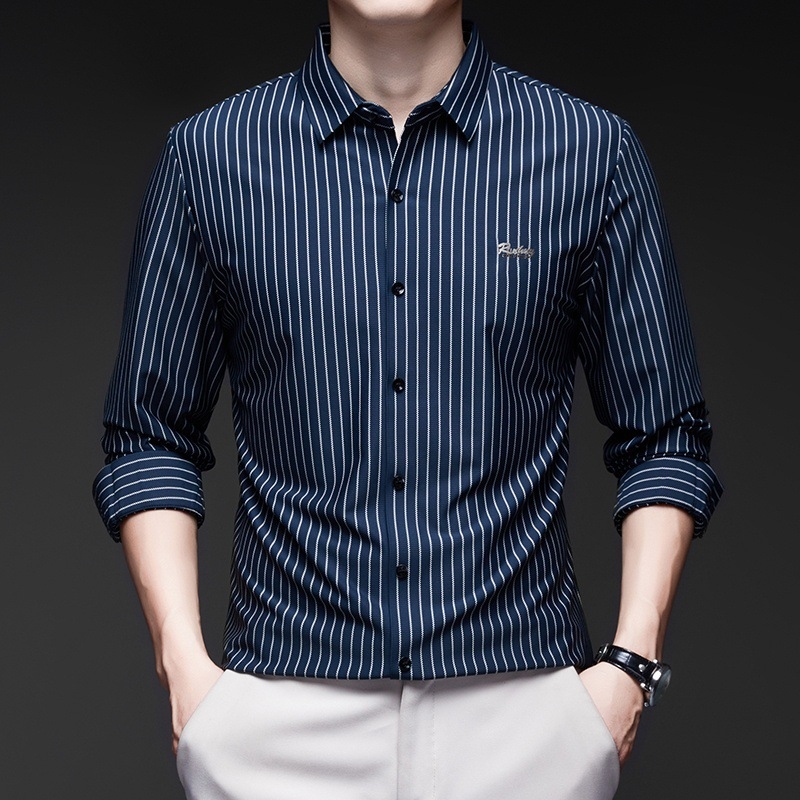 Tavaszi és őszi új, hosszú ujjú, varratmentes férfi ingek fiataloknak és középkorúaknak, divatos, lezser, függőleges csíkos férfi ingek