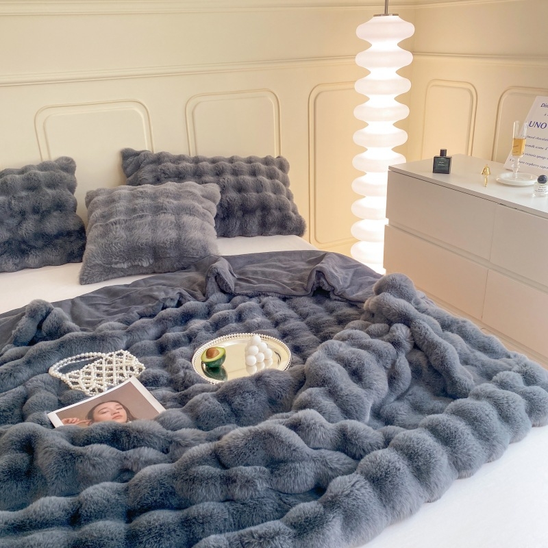 Könnyű luxus buborékos nyúl plüss takaró, téli vastagított korall polár takaró, kanapé lábtakaró, légkondicionáló takaró