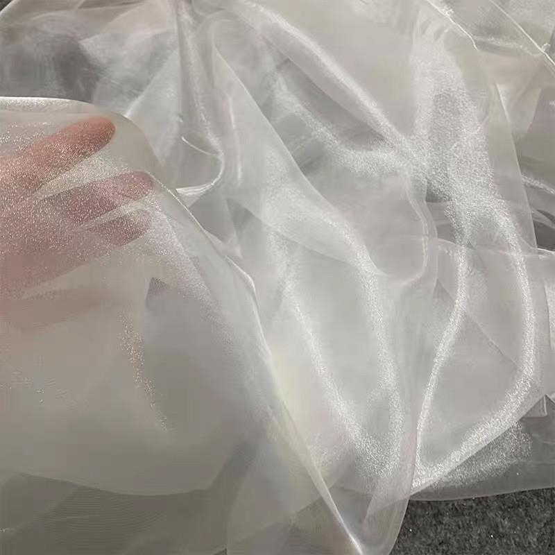 Esküvői szalagok gézből Mennyezeti dekoráció Vízfényű géz Esküvői szalagok géz Kristálygéz Fehér géz Függőgéz