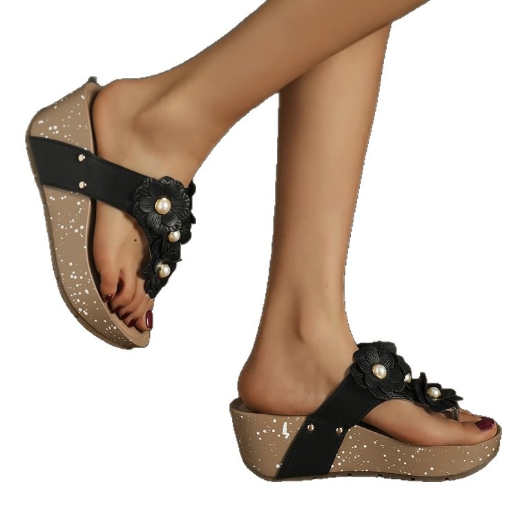 2025 m. naujos, tarpvalstybinio eksporto, didelių dydžių moteriškos madingos, elegantiškos ir patogios, gėlėmis margintos, užmaunamos, pleištinės basutės