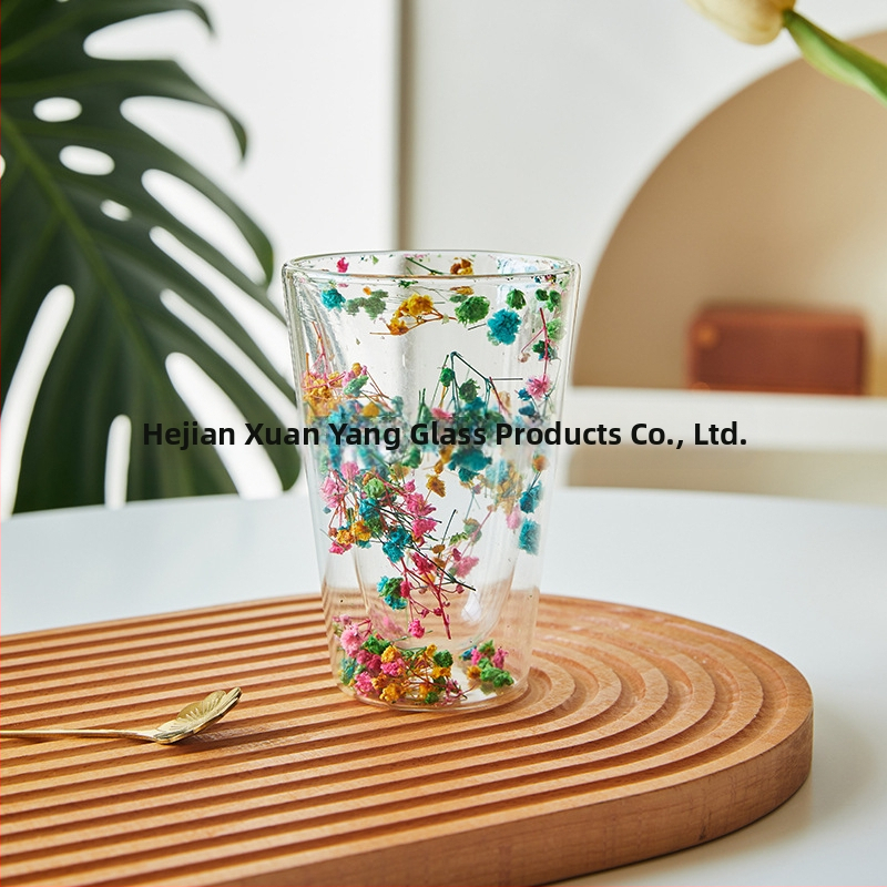 Valódi virágos kétrétegű üveg nagykereskedelmi internetes híresség lány háztartási gyümölcslé pohár magas boroszilikát hőszigetelt valódi virágos kétrétegű üveg