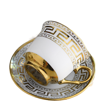 Висококачествена европейска чаша за кафе, следобеден чай със златни рамки, чаша и чинийка за домашен керамичен комплект за чай, британски орнаменти за хол