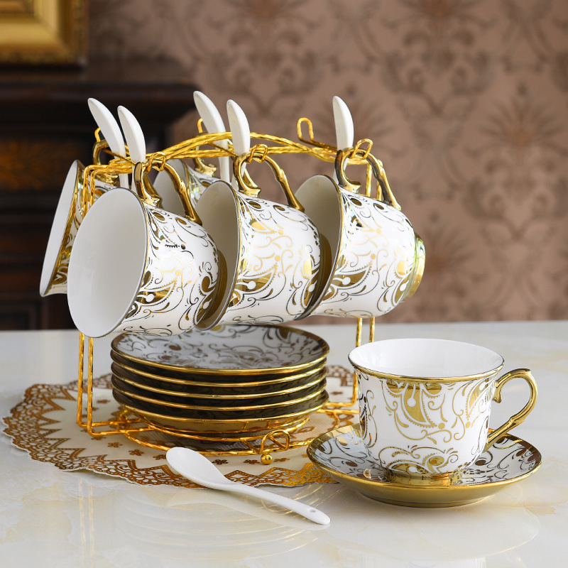 Висококачествена европейска чаша за кафе, следобеден чай със златни рамки, чаша и чинийка за домашен керамичен комплект за чай, британски орнаменти за хол