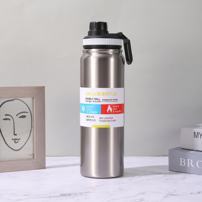 Határokon átnyúló forró 304 rozsdamentes acél űredény kültéri nagy kapacitású sport vizespohár üzleti ajándék termoszpohár nagykereskedelem