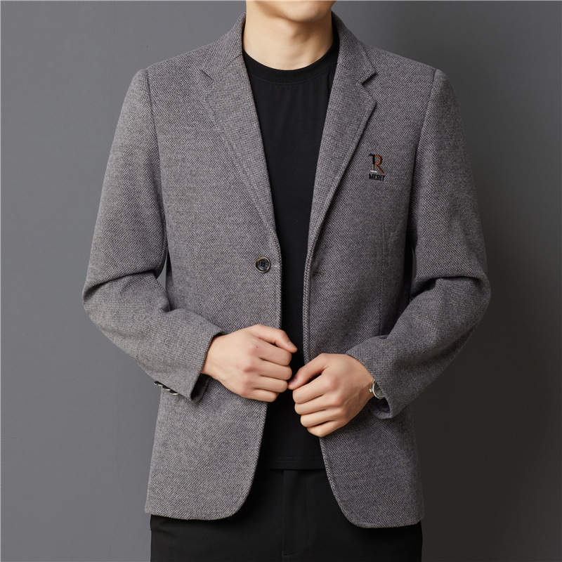 Tavaszi és őszi férfi öltöny, férfi üzleti lezser férfi divat, férfi kabát, hajtókás zakó, öltöny nagykereskedelemben