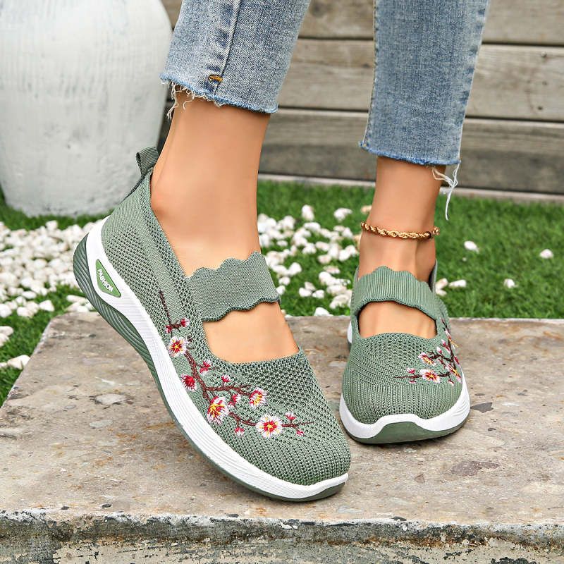 Pantofi sport Plus Size pentru femei, pantofi din pânză de primăvară din Beijing, talpă moale, confortabili, pentru mame de vârstă mijlocie și în vârstă, autocolant pentru generația Temu