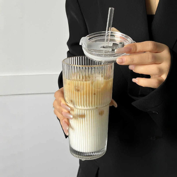 Ins Style Υψηλής εμφάνισης κρύο ποτήρι καφέ με καπάκι από άχυρο, κάθετες ρίγες, ποτήρι νερού μεγάλης χωρητικότητας