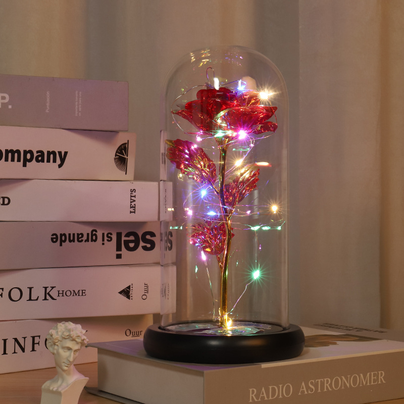 Kuldse fooliumiga säilitatud lilleklaasist kaanega roos LED-lambiga, jõulu- ja sõbrapäevakingitus piiriülese e-kaubanduse pakkumiseks