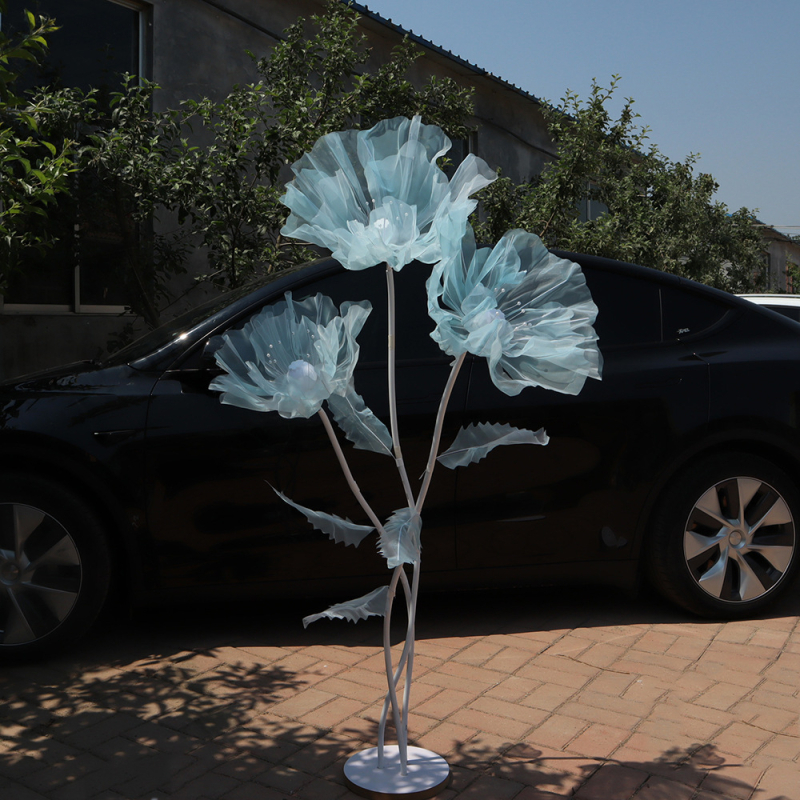 Ablakvédő mákvirág nagy virág kültéri esküvői dekoráció forgatási kellékek csúcskategóriás jelenet dekoratív virágöltöny