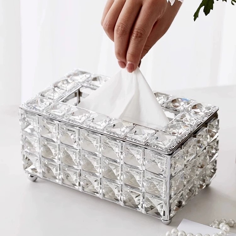 Gyári közvetlen szállítású európai kristály papírzsebkendő-doboz nappali otthon kreatív fény luxus papírzsebkendő-doboz étkezőasztal papírzsebkendő-doboz