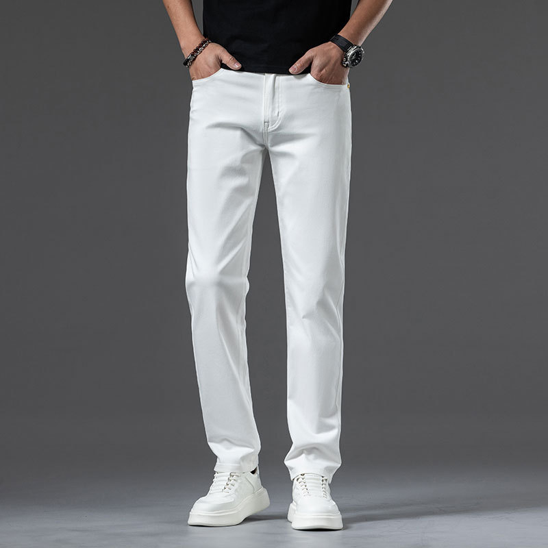 Új fehér férfi farmernadrág, egyenes szárú, bő szabású, középkorú, kiváló minőségű rugalmas, lezser, tiszta fehér férfi nadrág, őszi stílus