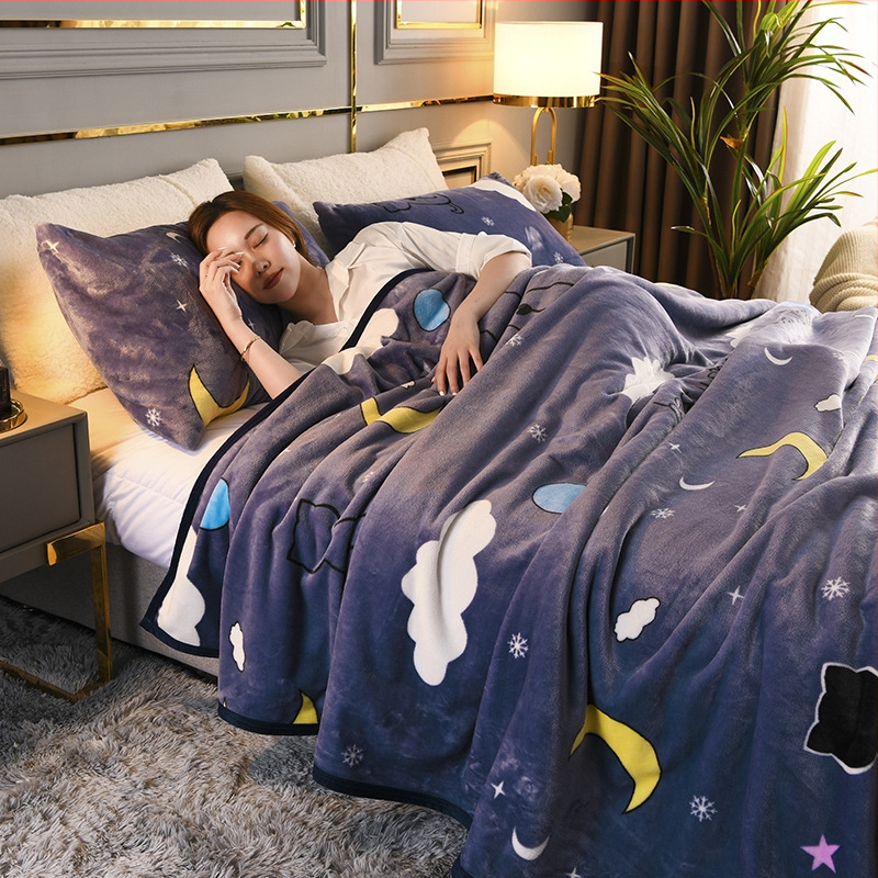 Pieno aksomo flanelinė antklodė Viengulė dvigulė Studentų bendrabučio antklodė Miegamasis antklodė Oro kondicionieriaus antklodė Paklodė