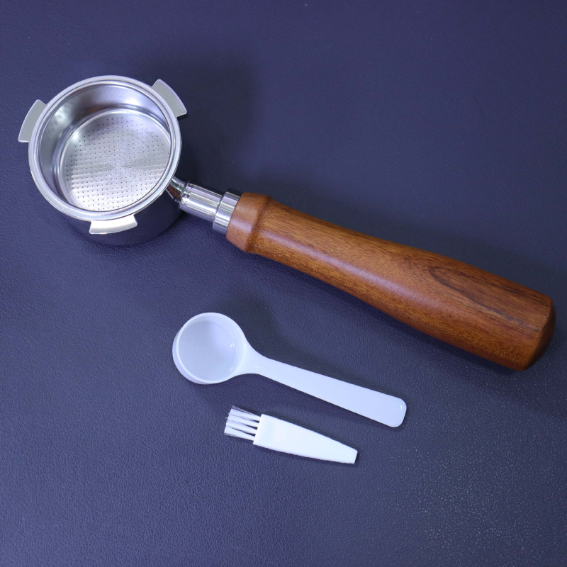 Itališko kavos aparato rankena, kavos masyvo medžio rankena, nerūdijančio plieno, trijų ausų kavos rankena, Delong, dugno neturinti rankena, 51 mm