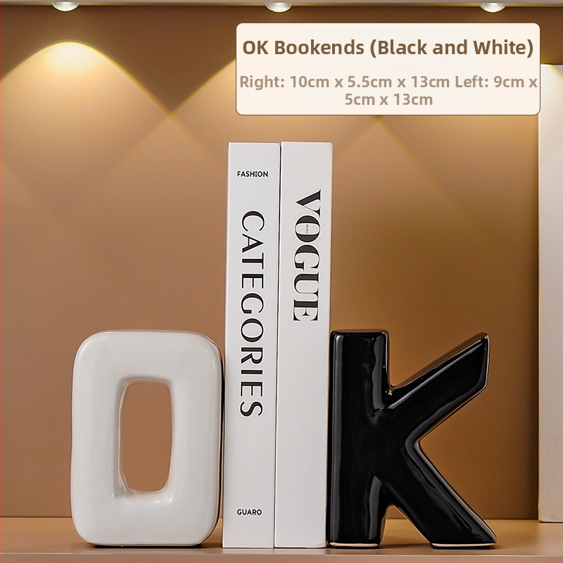 Kerged luksuskaunistused, stiilsed modernsed raamatutoed, tegelaskujude kaunistused, kodu elutuba, televiisor, veinikapp, kontoritoa kaunistused