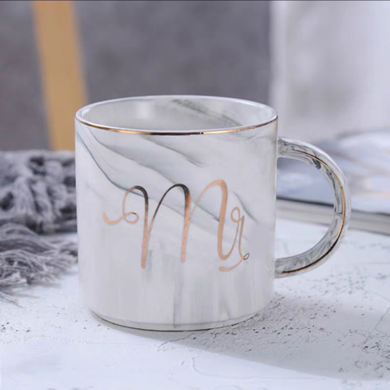 Asmeninis puodelis, keraminis puodelis su dangteliu, šaukšteliu, maža dovana, poros geriamasis puodelis namams, kavos puodelis, vyriškas ir moteriškas arbatos puodelis