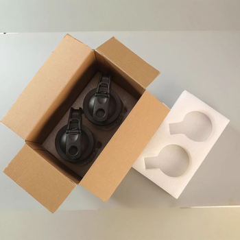 „Crossborder“ 64 uncijų talpos permatomas stiklinis šalto vandens ąsotis su rankena, nerūdijančio plieno arbatos sietelis su svarstyklėmis, šaldytuvo arbatos sietelio modelis