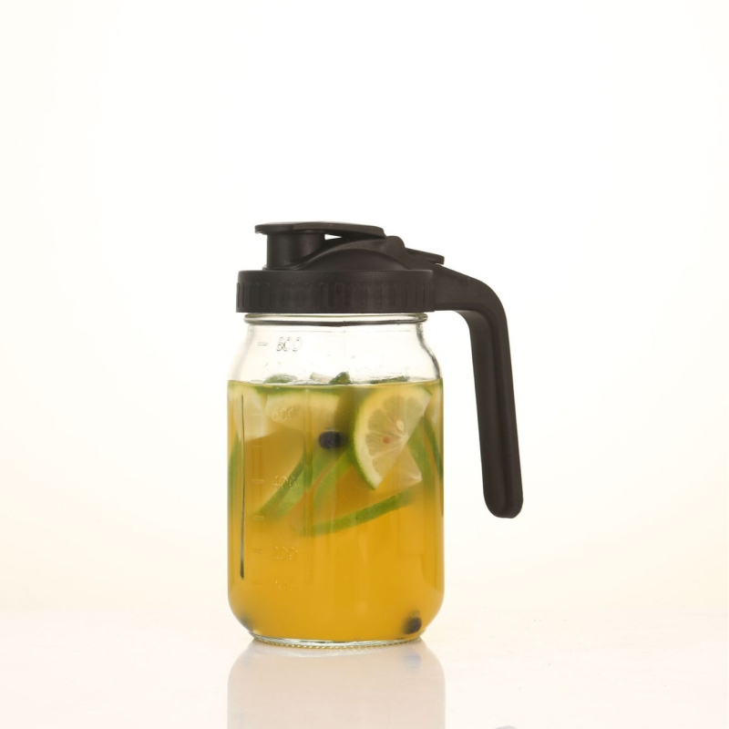 „Crossborder“ 64 uncijų talpos permatomas stiklinis šalto vandens ąsotis su rankena, nerūdijančio plieno arbatos sietelis su svarstyklėmis, šaldytuvo arbatos sietelio modelis