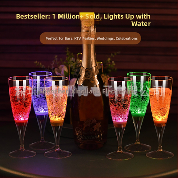 Kreatív LED világító pohár ktv bár pezsgőspohár műanyag bor koktél élelmiszeripari minőségű borospohár karácsonyi ajándék