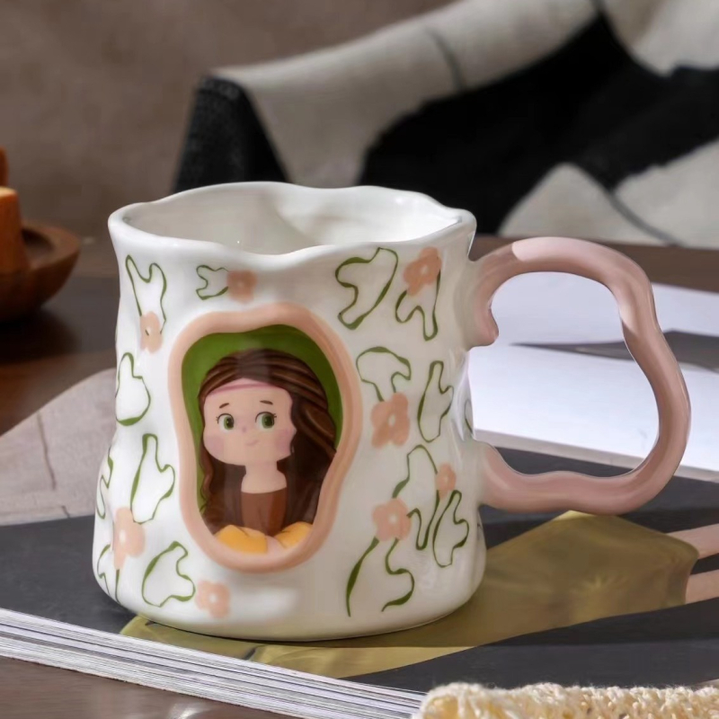 Uus toode Väike punane raamat Raputa Heli Internet Populaarne loominguline käsitsi sõtkuv keraamiline kruus Reklaamkingitus Ühekordne tass Isikupärastatud veekruus meestele ja naistele