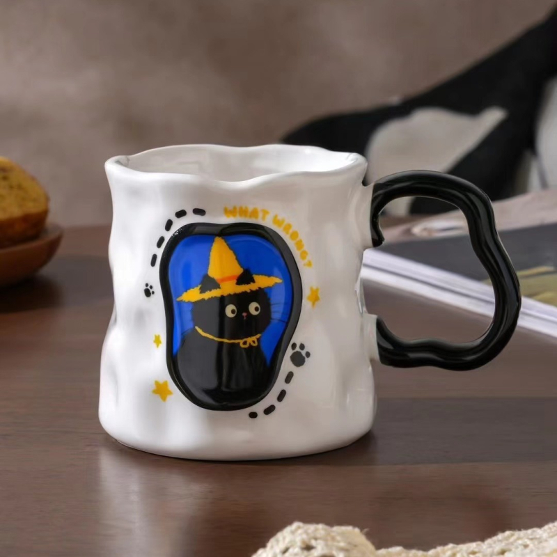 Uus toode Väike punane raamat Raputa Heli Internet Populaarne loominguline käsitsi sõtkuv keraamiline kruus Reklaamkingitus Ühekordne tass Isikupärastatud veekruus meestele ja naistele