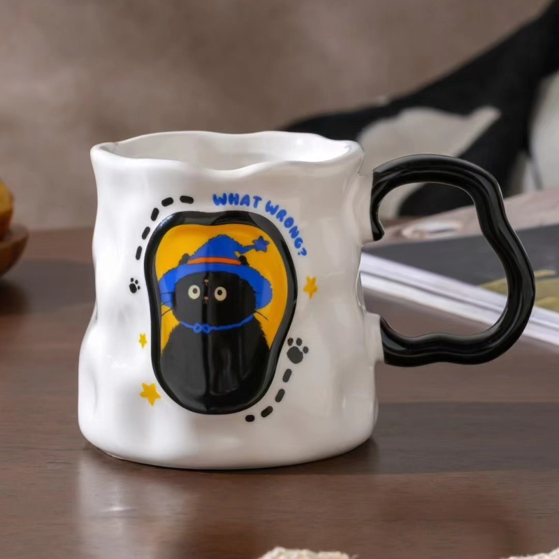 Uus toode Väike punane raamat Raputa Heli Internet Populaarne loominguline käsitsi sõtkuv keraamiline kruus Reklaamkingitus Ühekordne tass Isikupärastatud veekruus meestele ja naistele